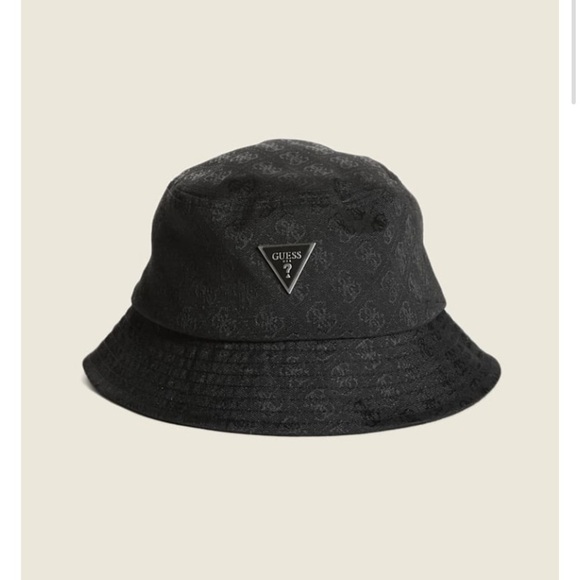 New GUESS Vezzola Logo Bucket Hat - Picture 1 of 2